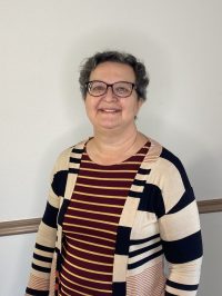 Cynthya Freitas Director of Portuguese
cynthya@interweavesolutions.org